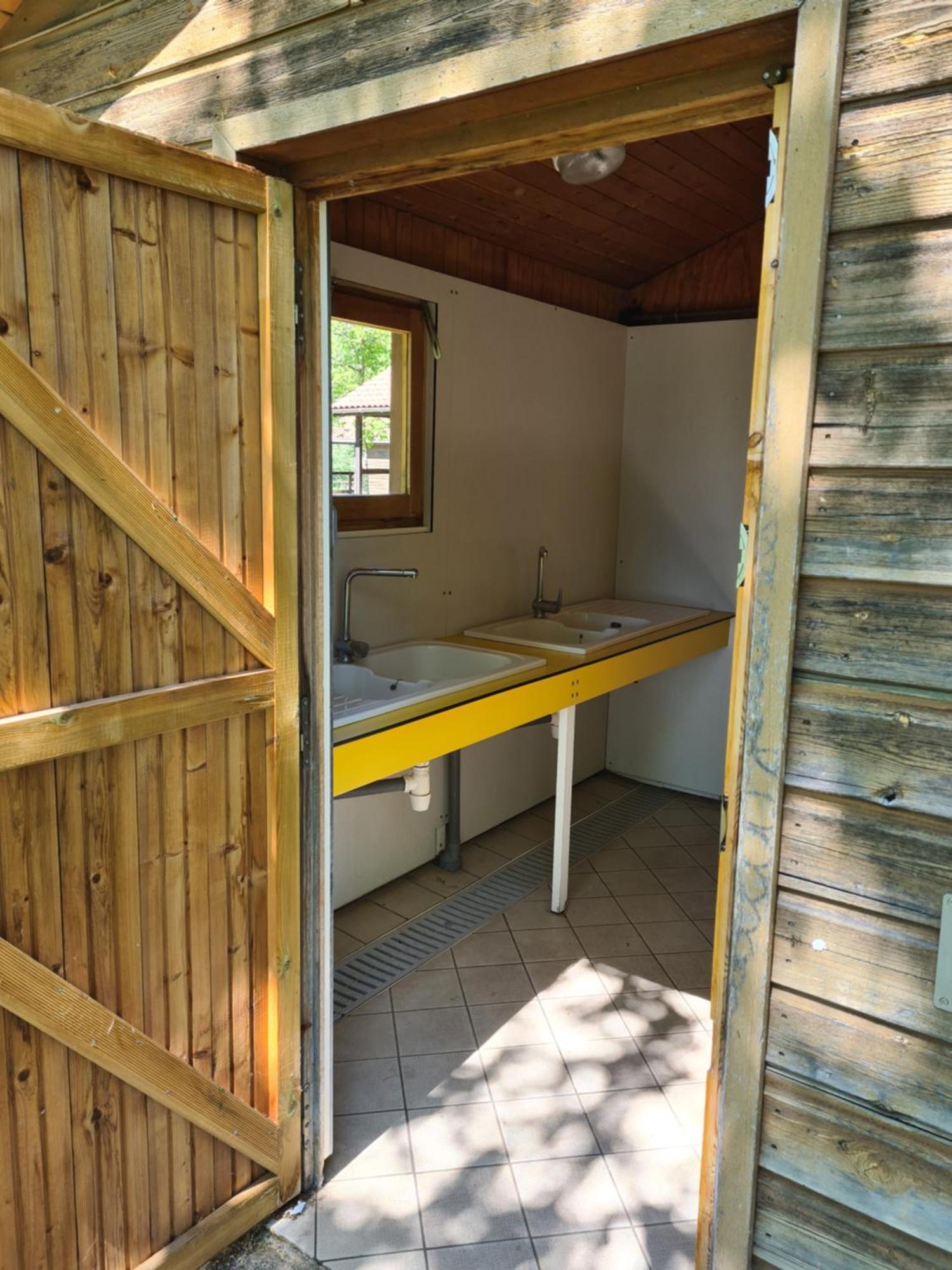 Capdenac-Gare Les Chalets Guinguette מראה חיצוני תמונה